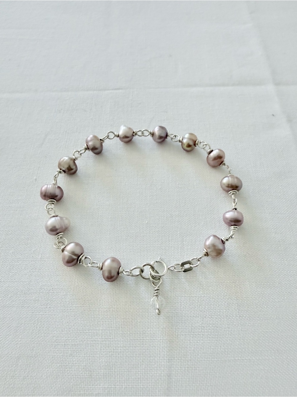 925 Sterling Silver Baroque Freshwater Pearl Wire Link Bracelet in Mauve-Pink